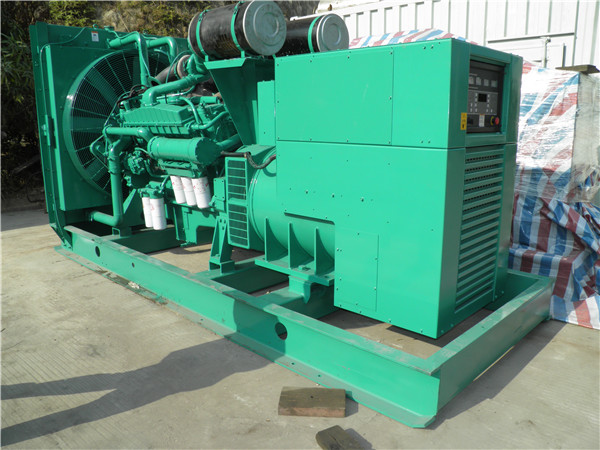 浮梁出租发电机-进口柴油发电机组与国产柴油发电机组的区别