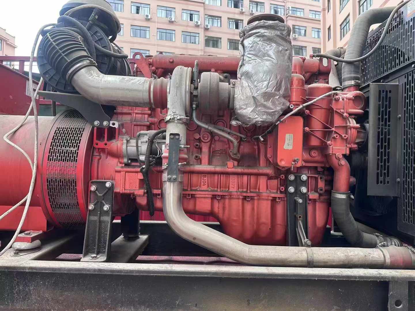 浮梁如何选择适合 600kW 柴油发电机组的过载保护器？